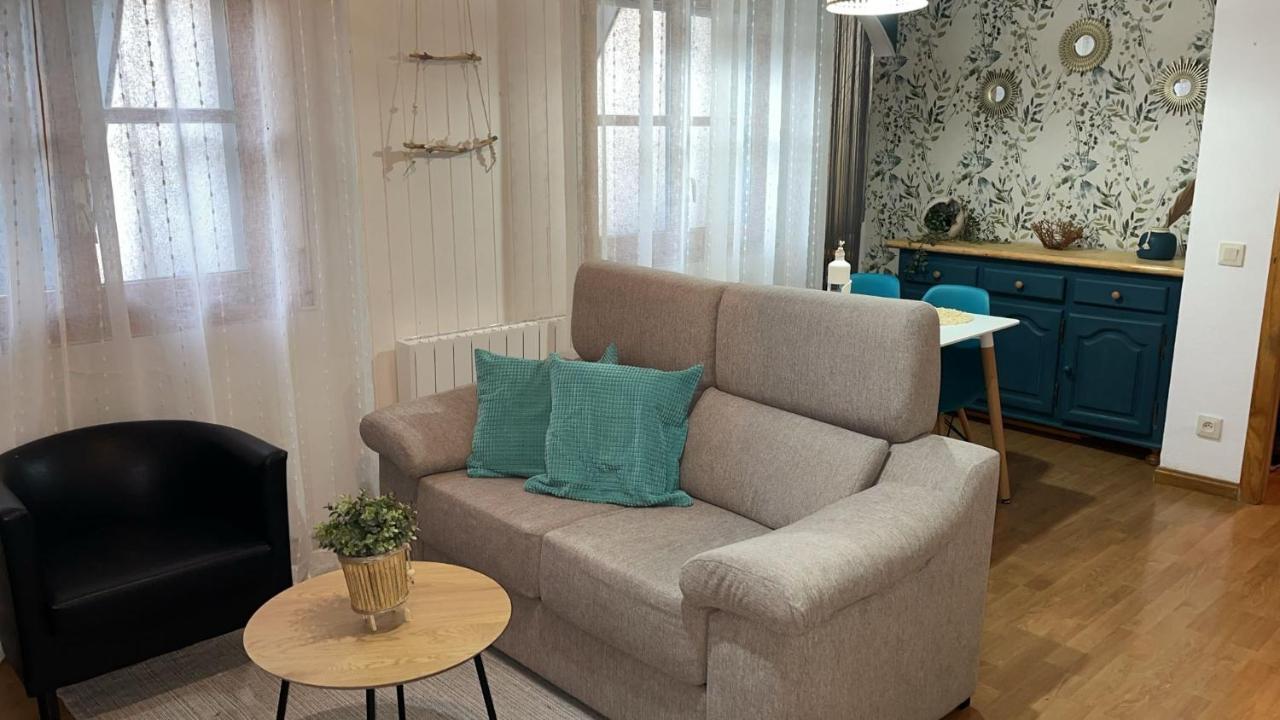 Apartamento Selva Blanca Villanua Bagian luar foto